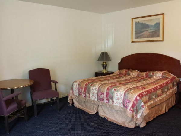 New Kansan Motel image 14